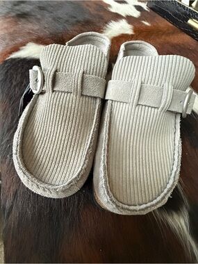 Birkenstock's Buckley Suede/Corduroy clogs - Sz 39/8.5 NWT